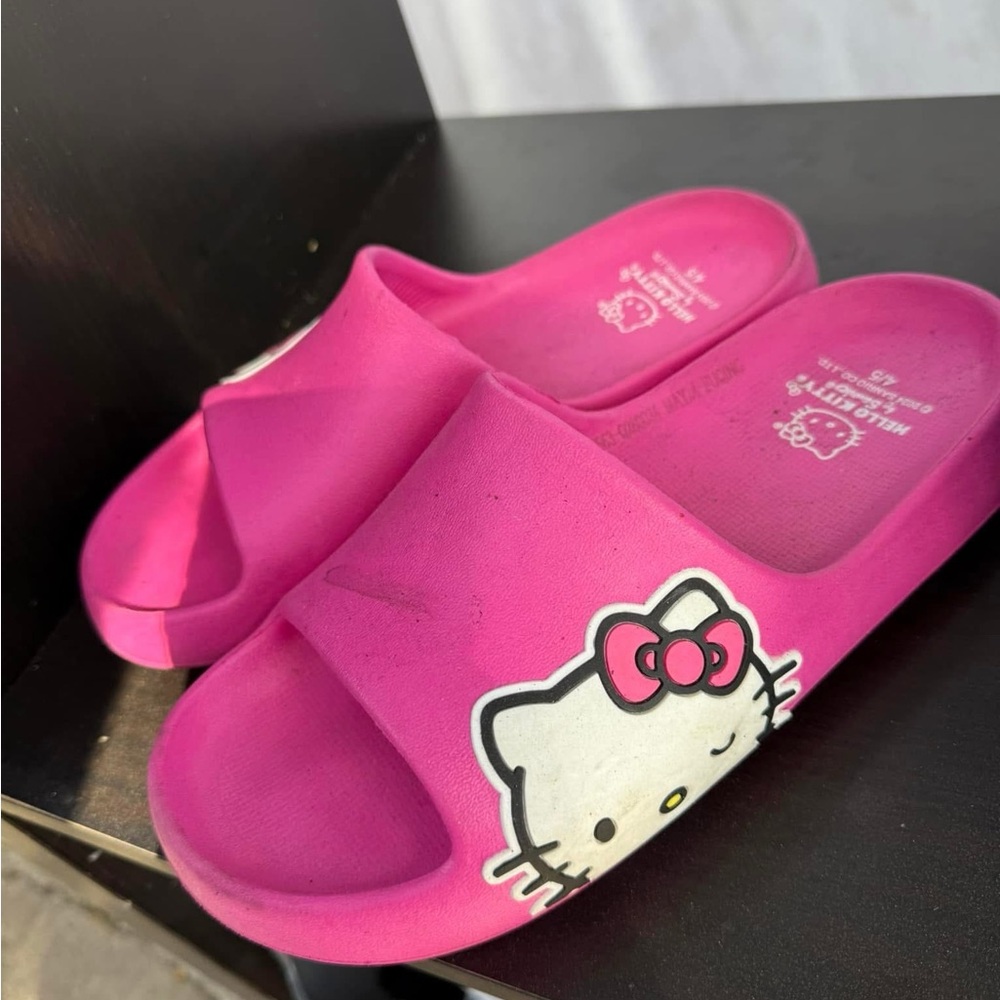 Josmo Pink Hello Kitty Sandals